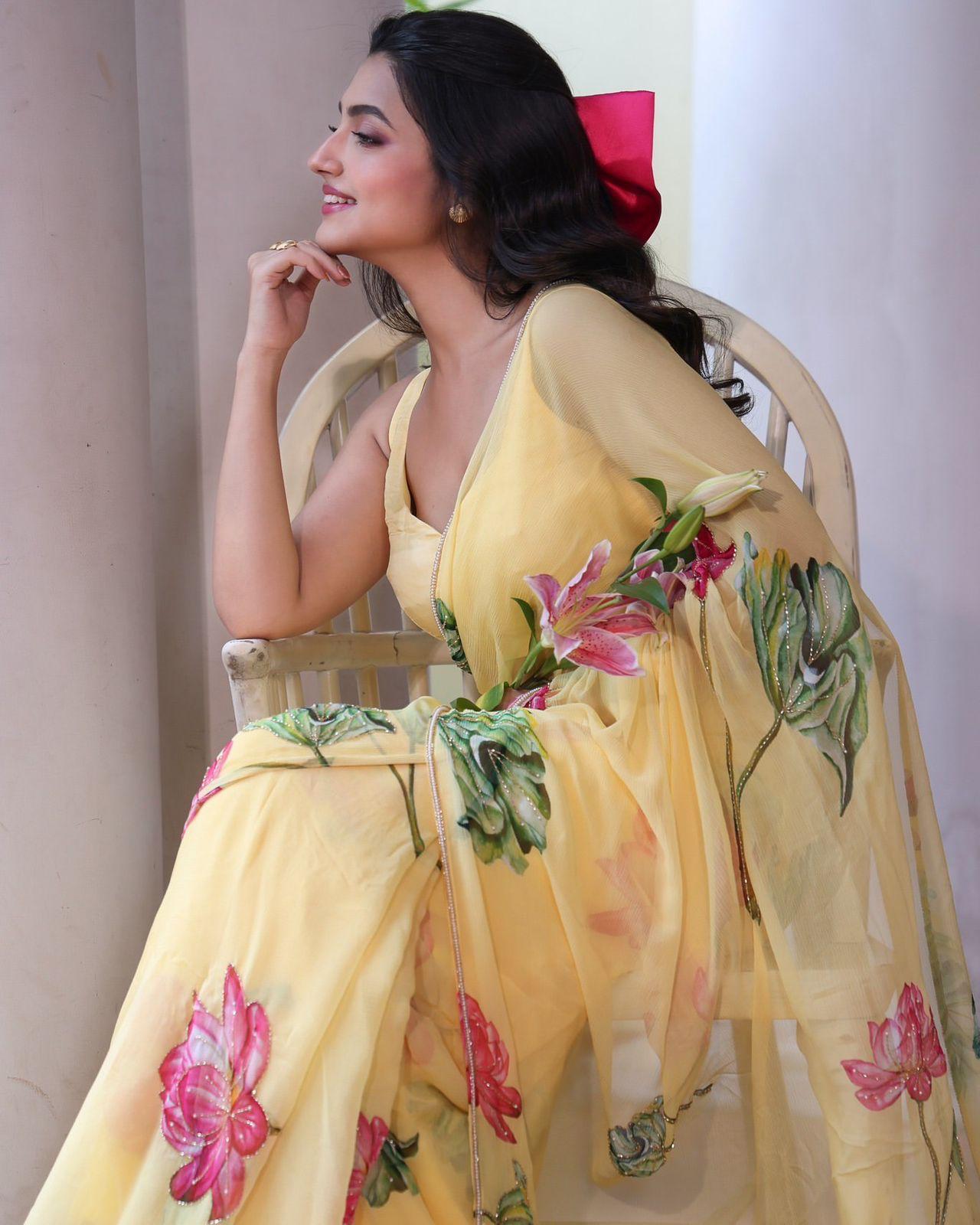 Designer Floral Saree Yellow Casual Wear Collection
