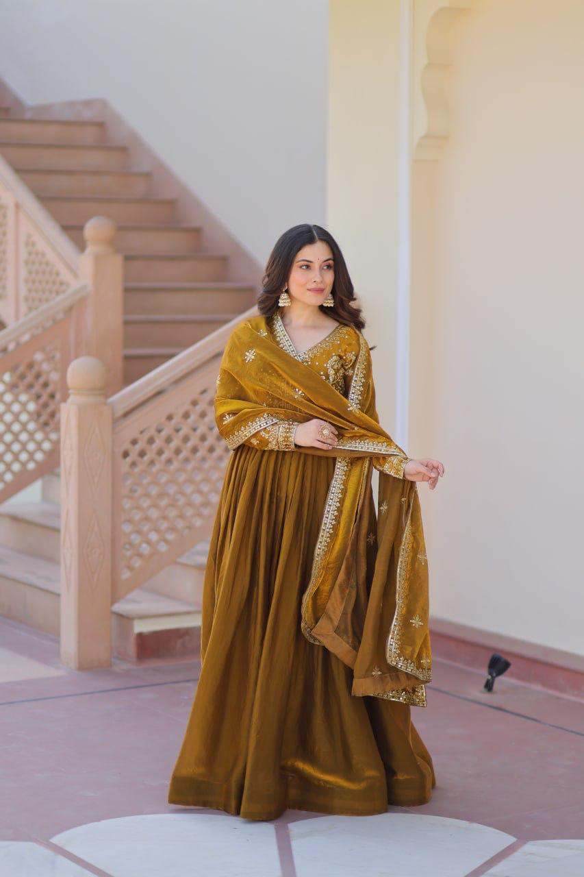 Elegant Anarkali Gown Set for Women Wedding Wear