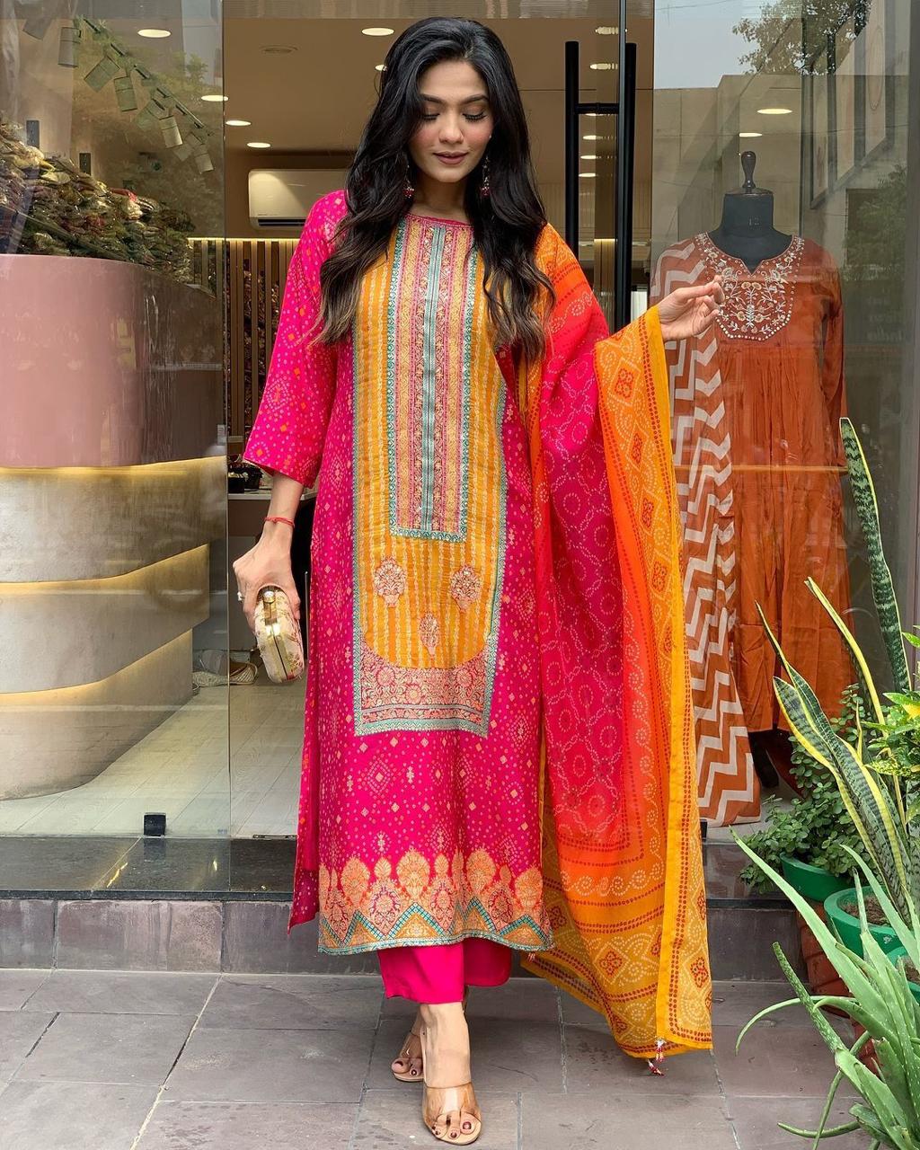Elegant Bandhani Print Suit Set with Dupatta for All Events