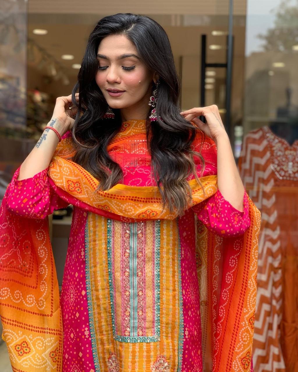 Elegant Bandhani Print Suit Set with Dupatta for All Events