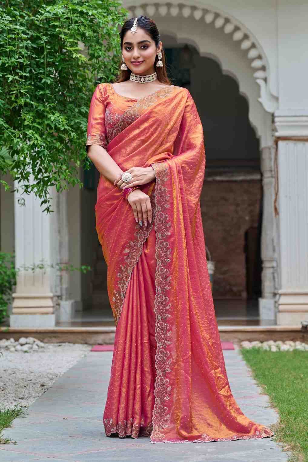 Elegant Designer Saree with Embroidery Border for Events