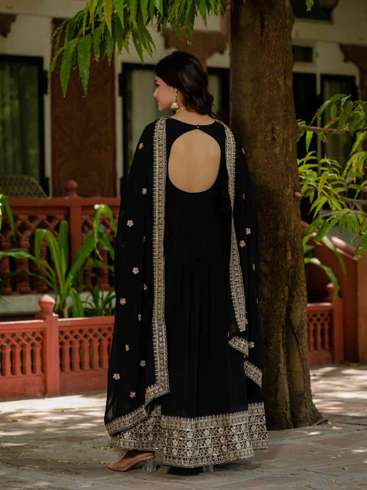 Elegant Embroidered Gown Set with Dupatta and Batwa Bag