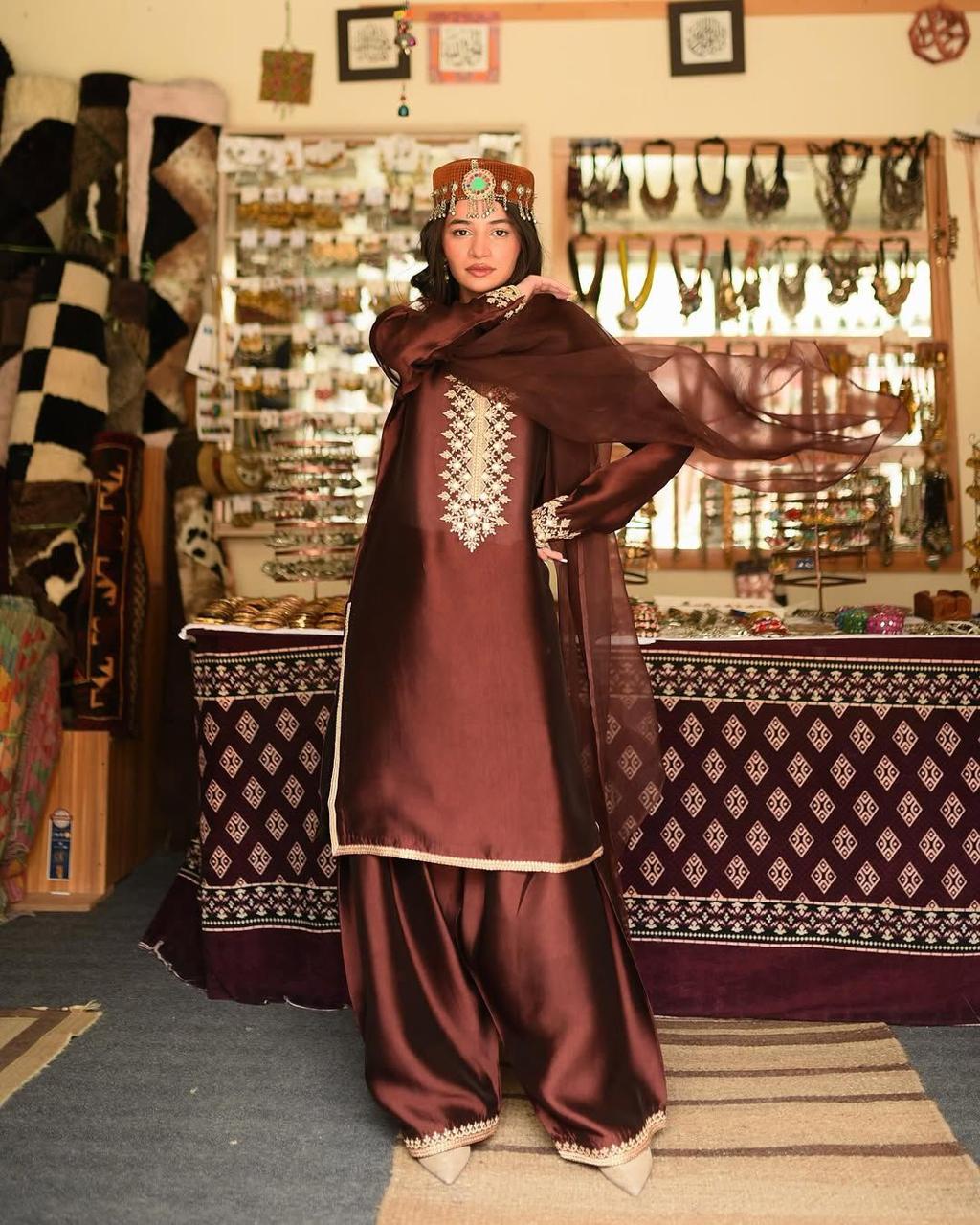 Elegant Farsi Kurti Plazzo Set with Dupatta for Events