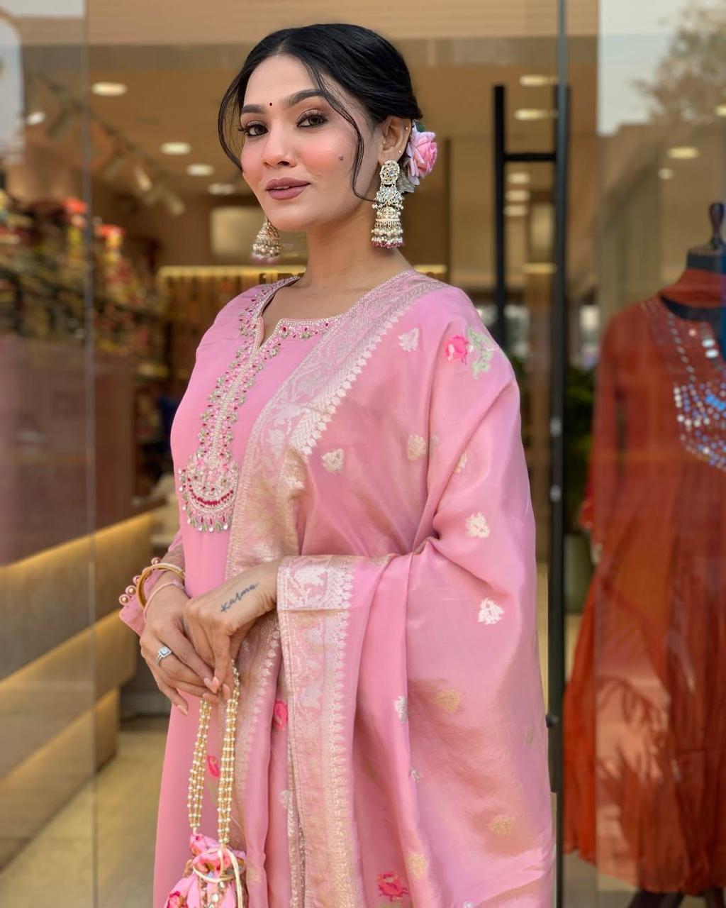 Elegant Floral Georgette Anarkali Suit with Dupatta