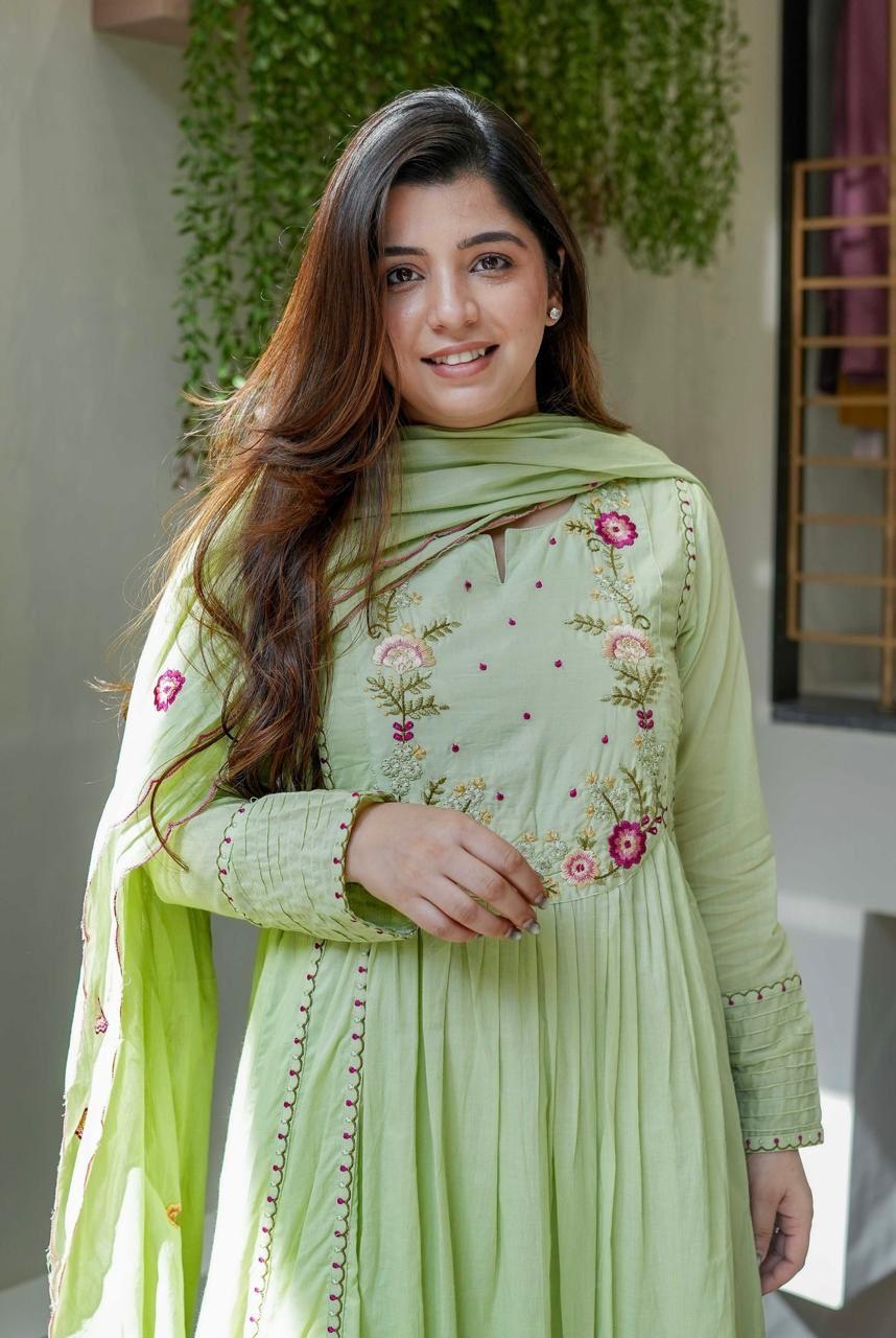 Latest Designer Suit for Women Office Wear