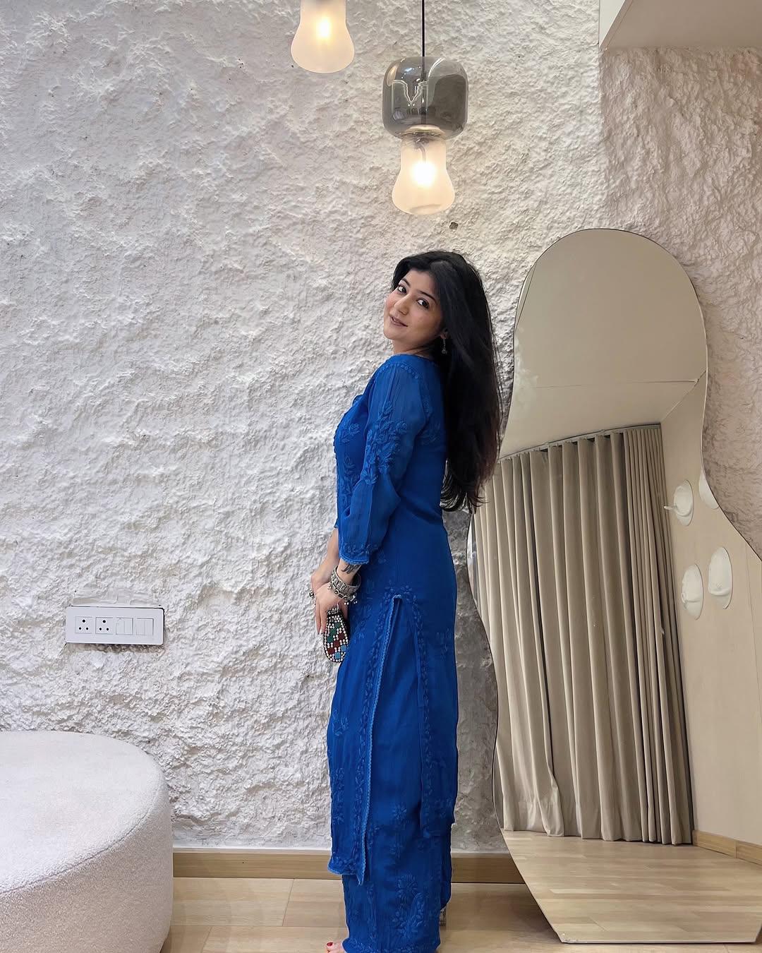 Royal Blue Kurti Set with Elegant Floral Embroidery for Women