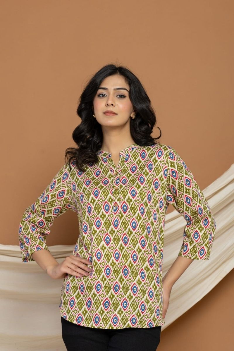 Straight Tops for Women & Girls | Tops Wear
