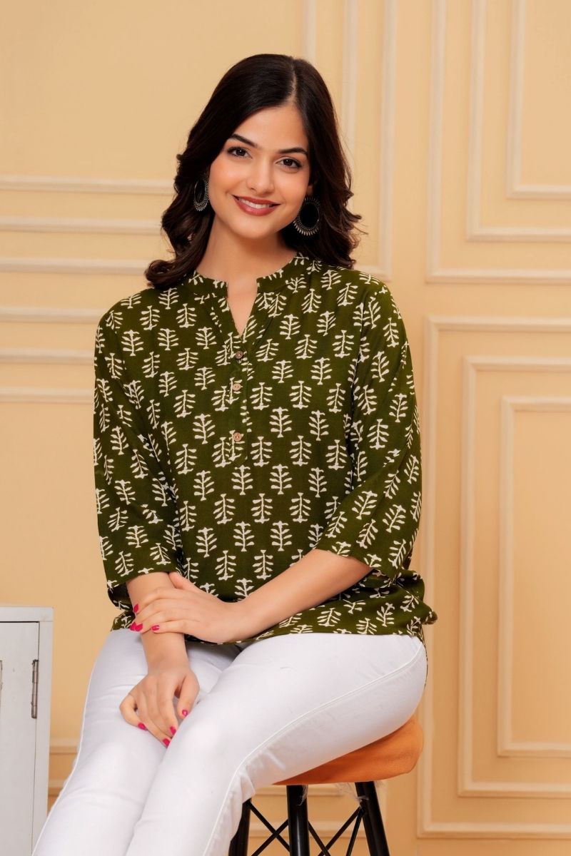 Straight Tops for Women & Girls | Tops Wear
