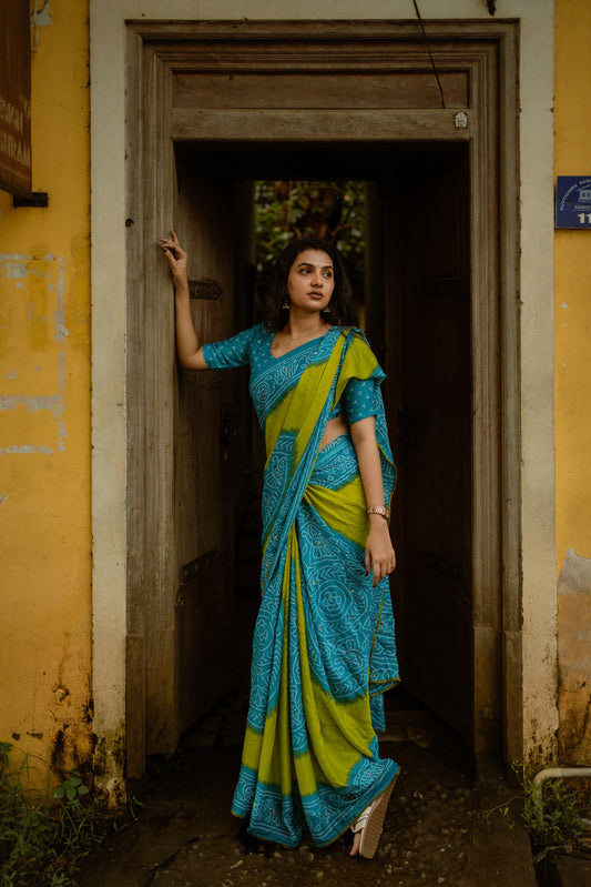 Bandhani Print Saree for Women & Girls