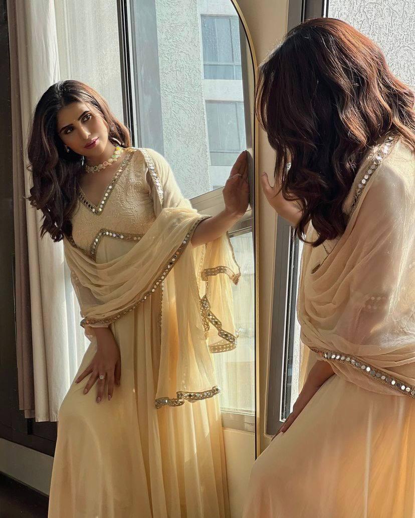 Designer Gown for Girls Wedding