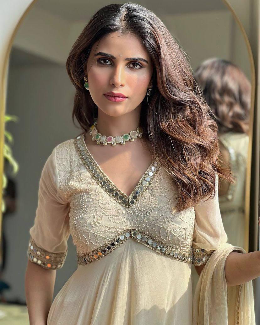 Designer Gown for Girls Wedding