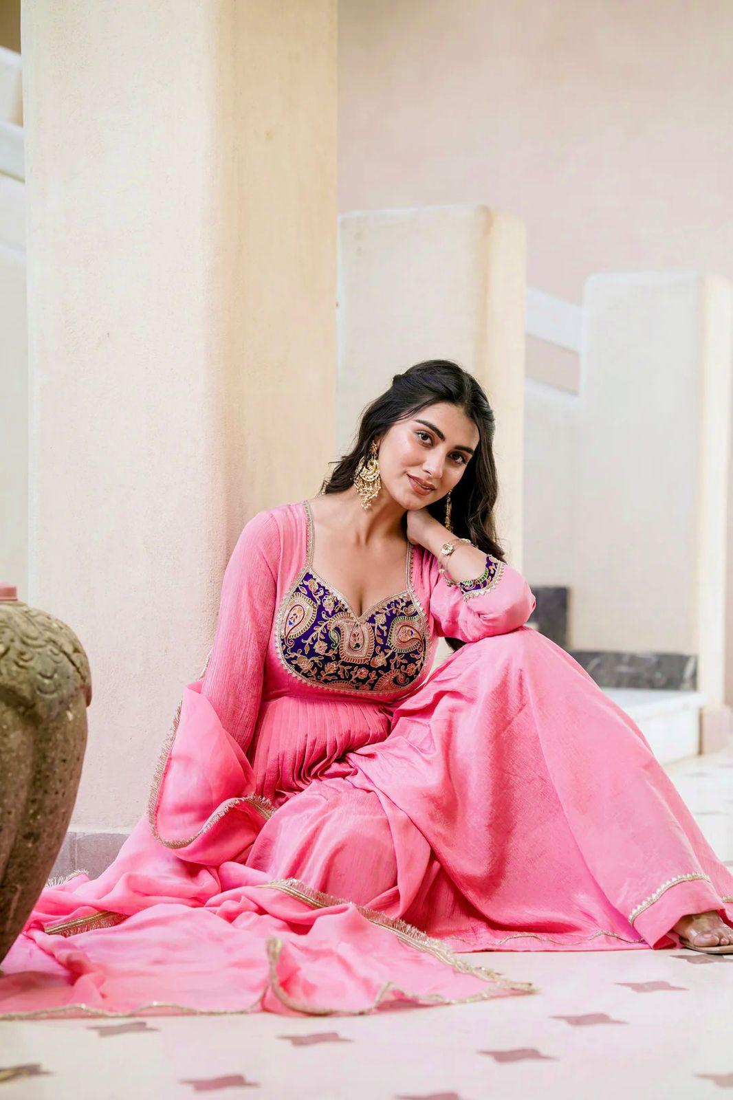 Designer Gown for Occasion, Anniversary Gifts & Party