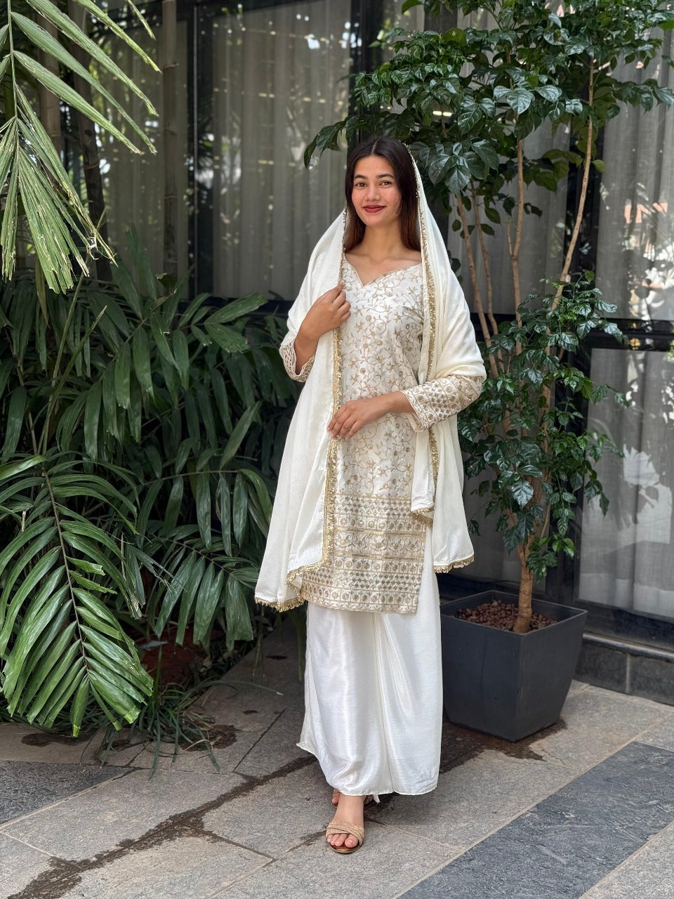 Elegant Chinon Silk Embroidered Suit Set with Dupatta