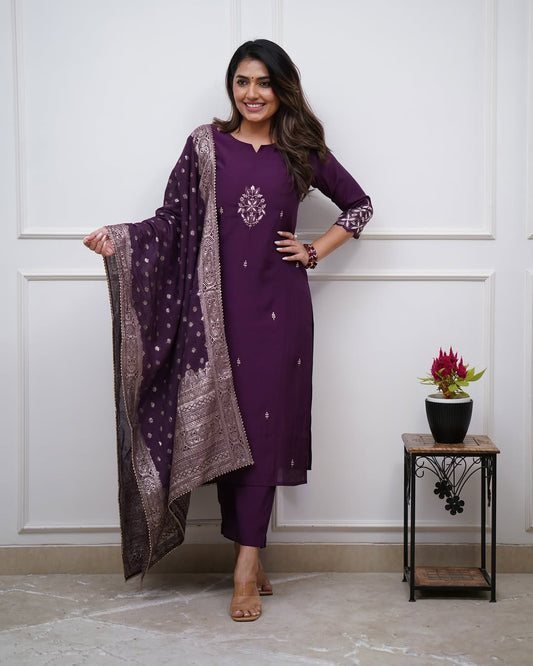 Elegant Embroidered Straight Kurti Set with Dupatta