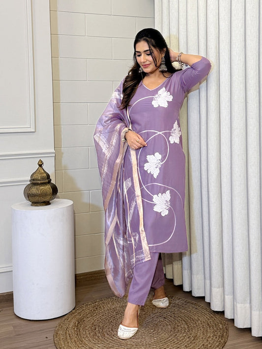 Elegant Lavender Suit with White Embroidery & Dupatta