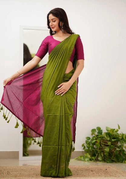 Elegant Mal Cotton Saree with Contrast Blouse & Pallu