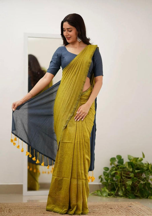 Elegant Mal Cotton Saree with Contrast Blouse & Pallu