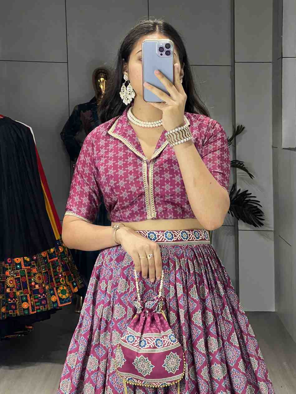Elegant Silk Print Lehenga Set with Potli for Occasions