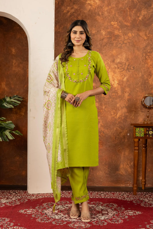 Elegant Straight Kurti Pant Dupatta Set for Office Wear