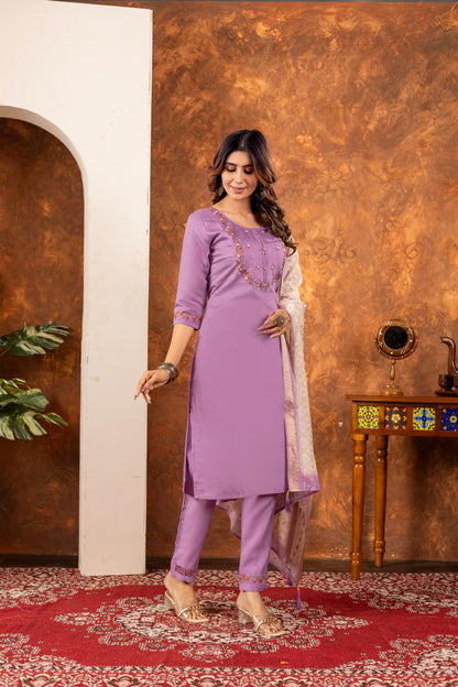 Elegant Straight Kurti Pant Dupatta Set for Office Wear