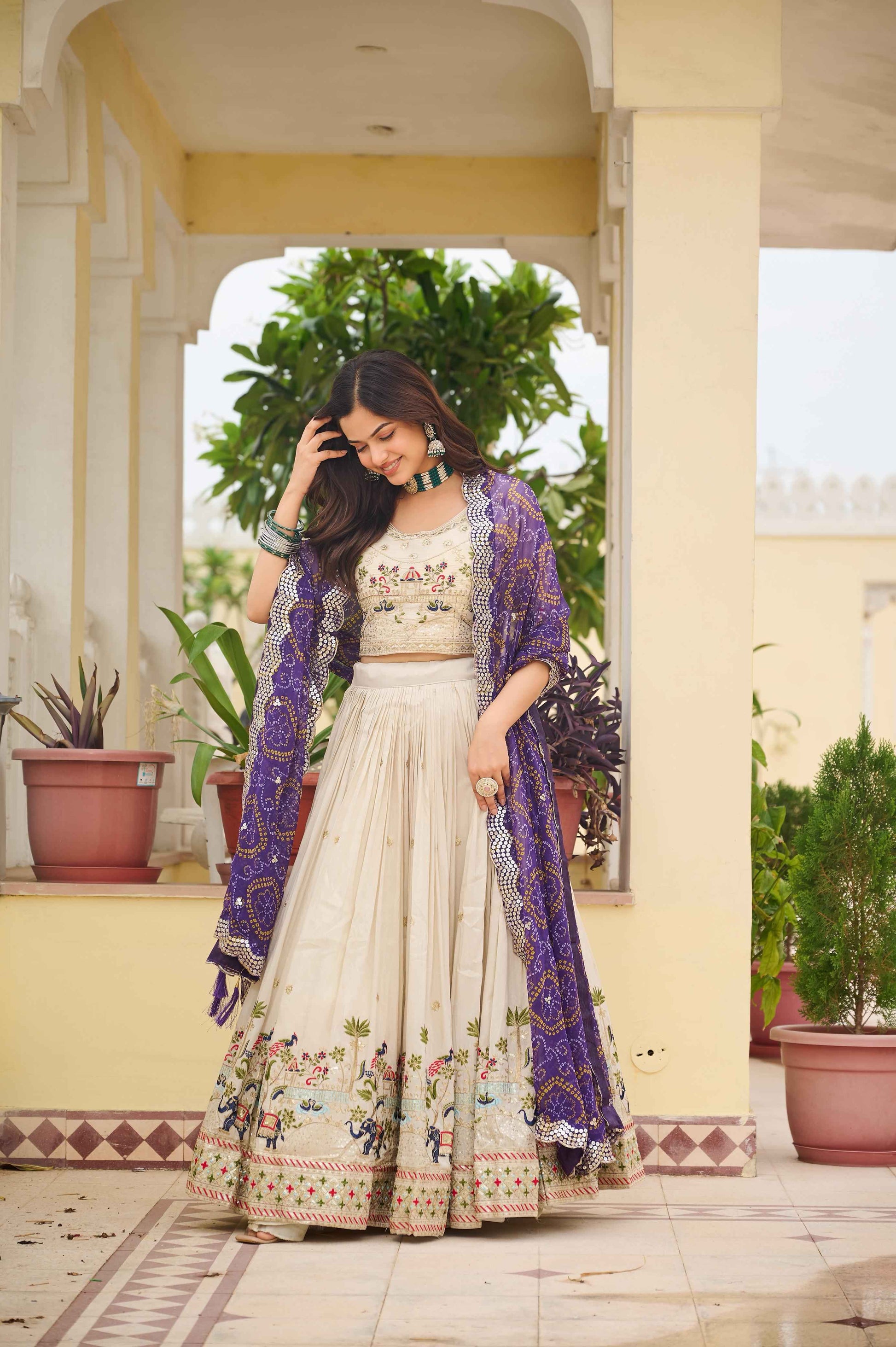 Elegant White Lehenga Choli Dupatta Set for Women