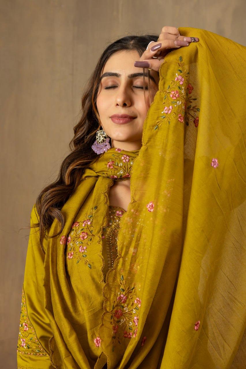 Embroidered Straight Kurti Pant Dupatta Set 