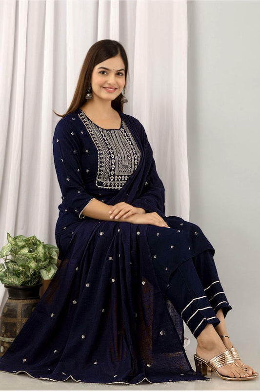 Ethnic Embroidered Kurti Set with Rich Festive Look
