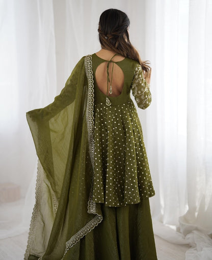 Festive Suit Set for Women