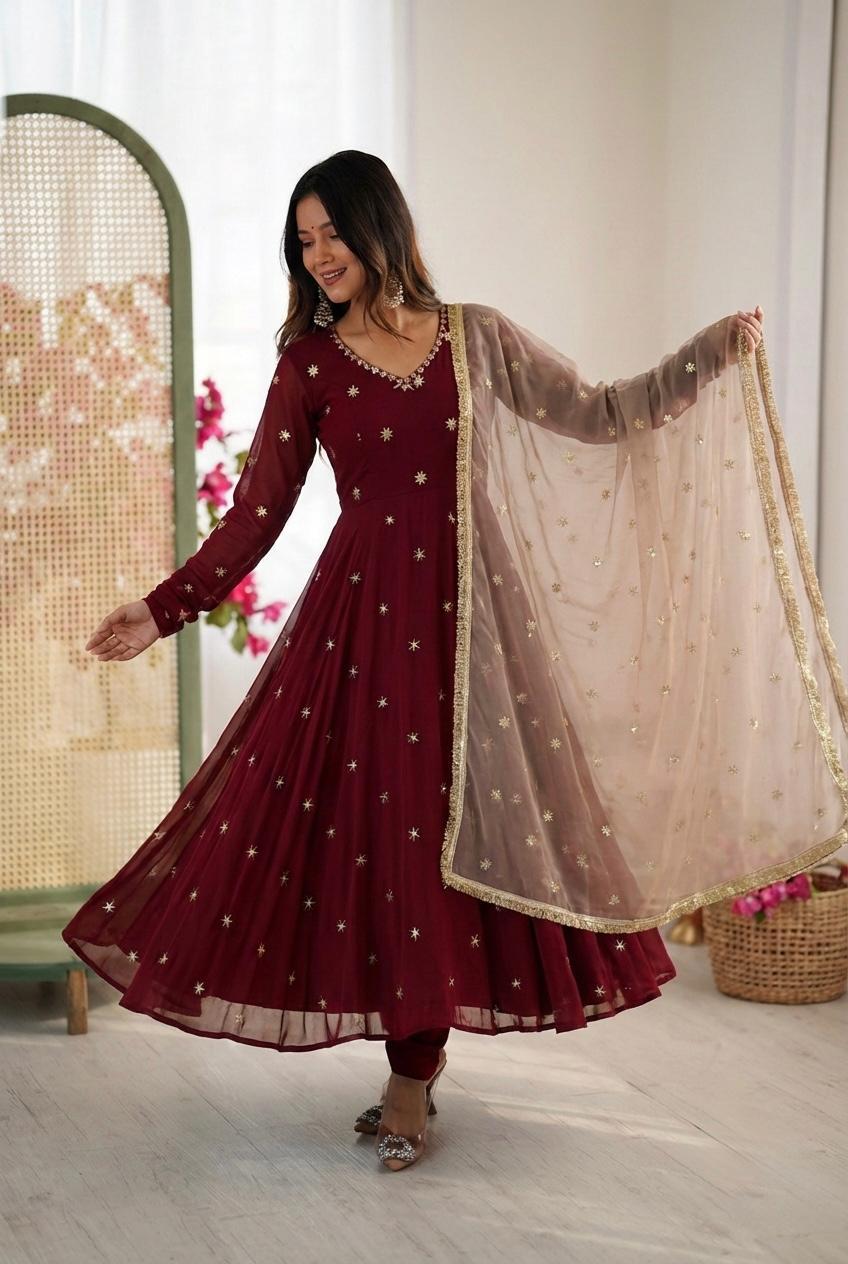 Full Sleeve Gown Set