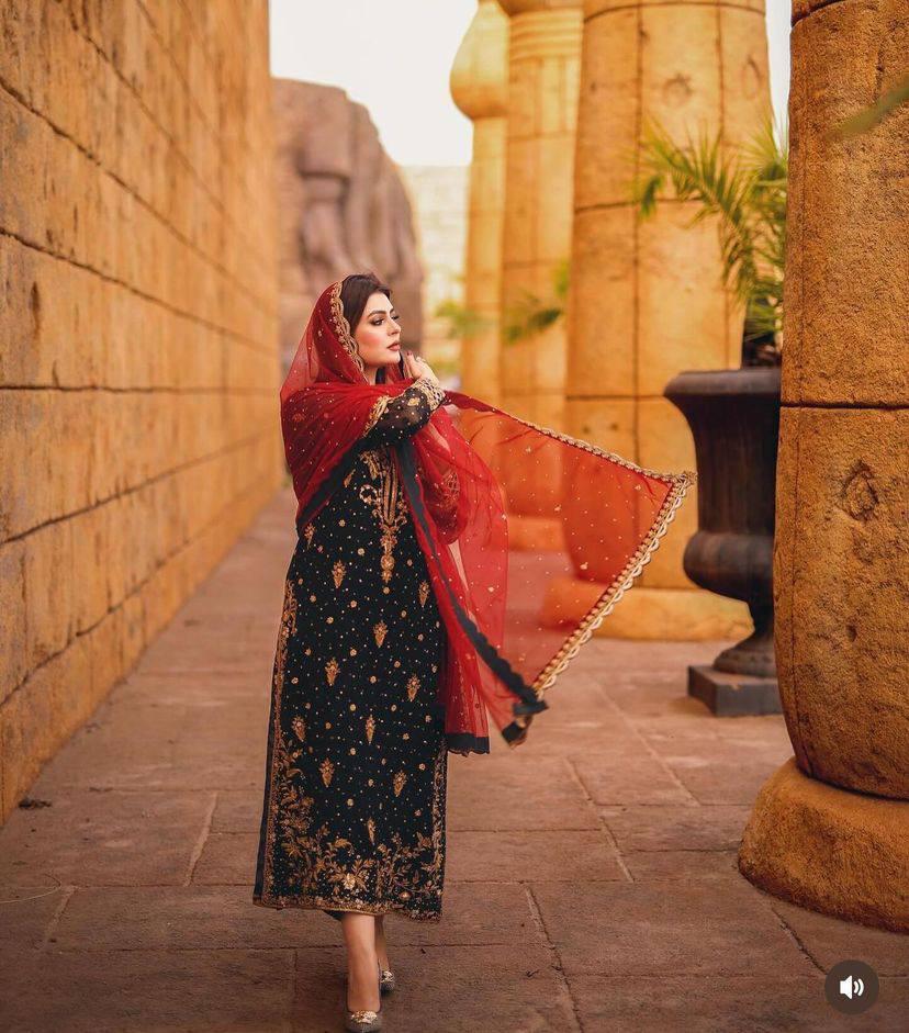 Georgette Embroidered Kurti Set with Dupatta for Events