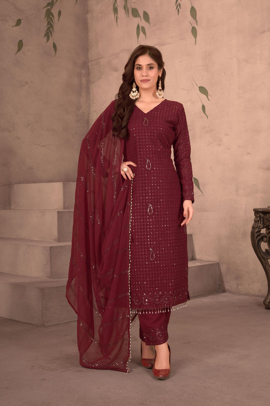 Graceful Embroidered Suit Set Perfect for Festive Occasions