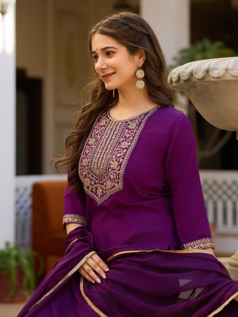 Modern Embroidered Kurti Set with Chinon Dupatta for Women