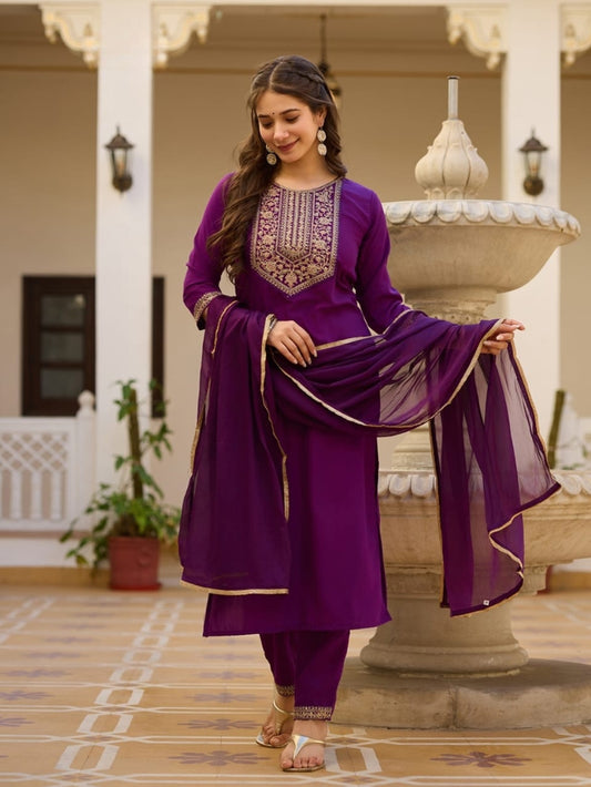 Modern Embroidered Kurti Set with Chinon Dupatta for Women