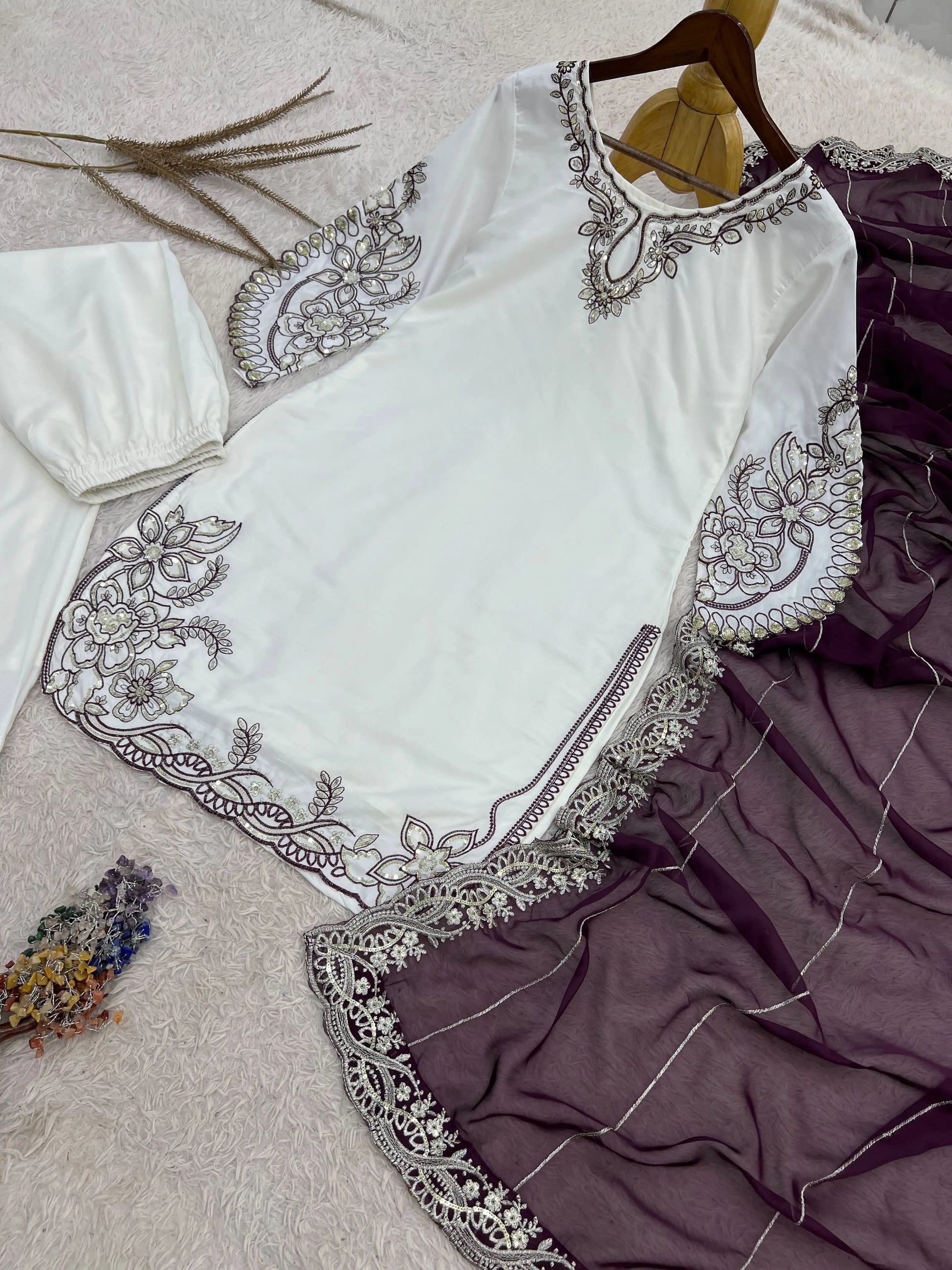 Pakistani Top Salwar Set