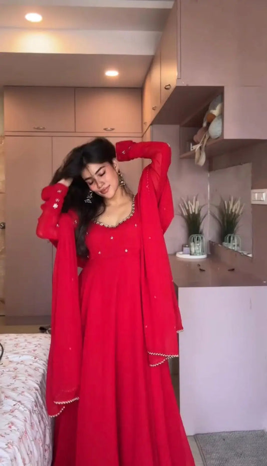 Red Party Gown Set for Wedding Event