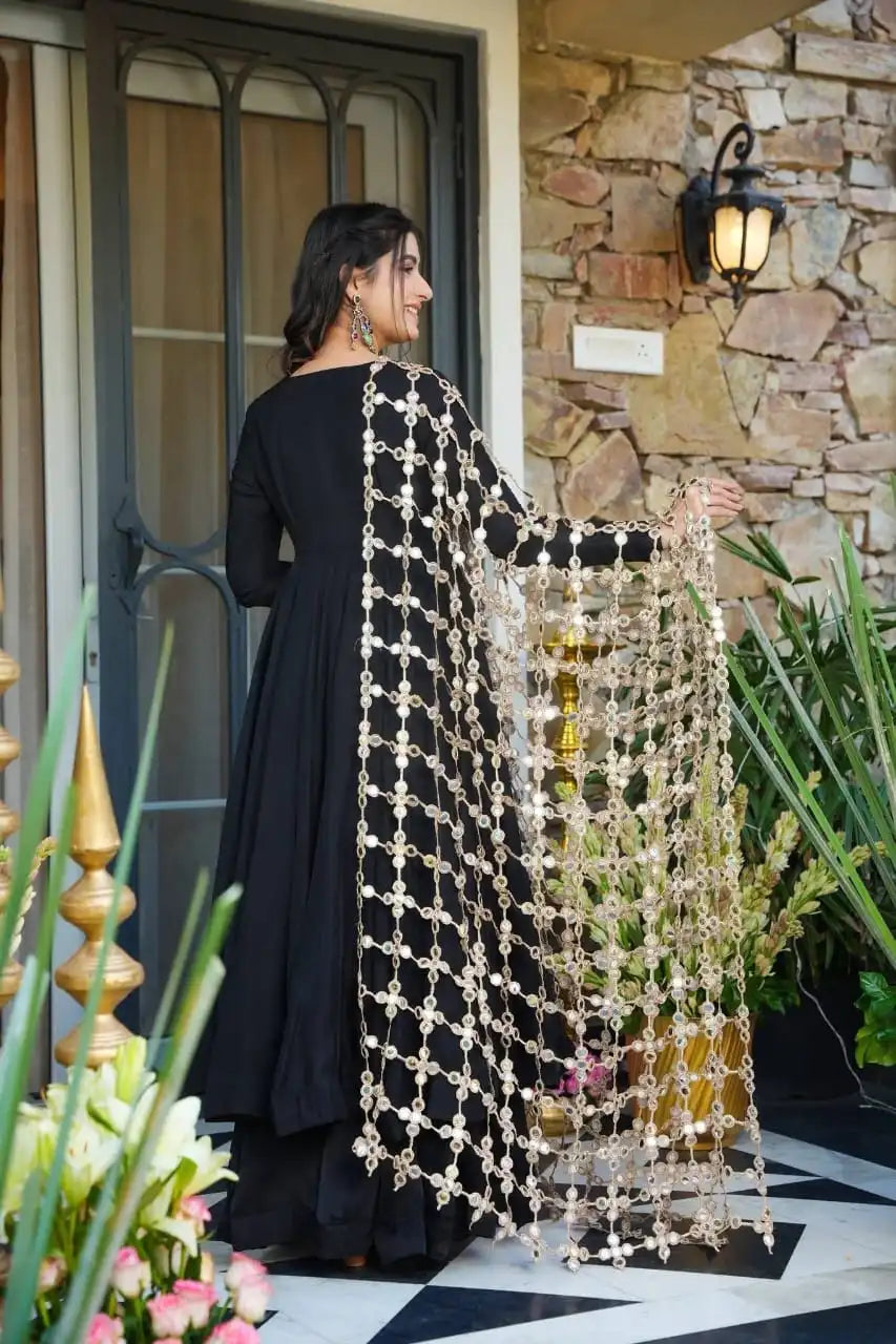 Roman Silk Suit with Mirror Dupatta