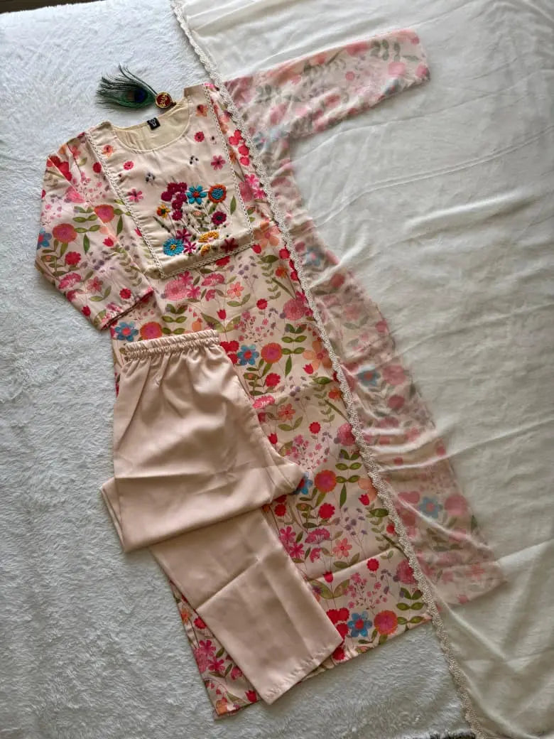 Trendy Kurti Pent Dupatta Set