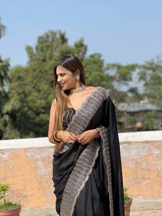 Vichitra Silk Saree with Zari and Stone Work Detailing
